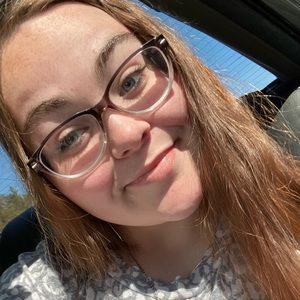 Meet your Posher, Melanie